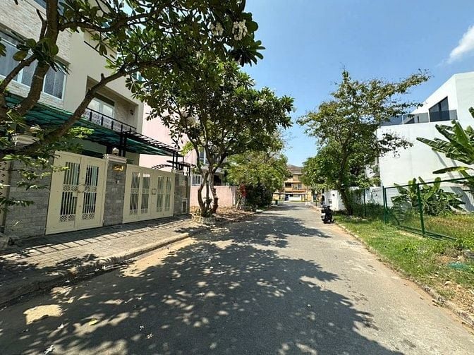 Cho thuê Biệt thự Nam Đô  nhà đẹp giá  50 triệu