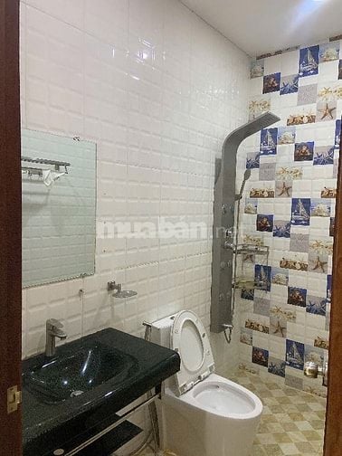 CHO THUÊ NHÀ GÓC 2 MẶT TIỀN NGUYỄN XÍ – VỊ TRÍ ĐẸP. P13.BÌNH THẠNH