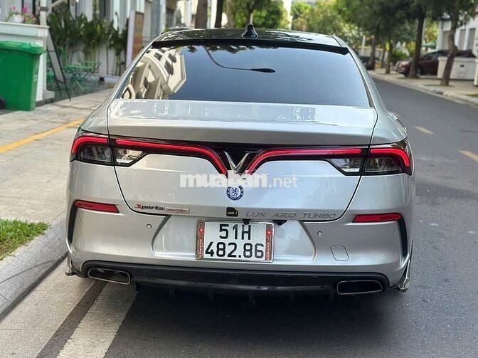 VinFast Lux A Plus 2020 Lướt chỉ 12000 km,Siêu đẹp