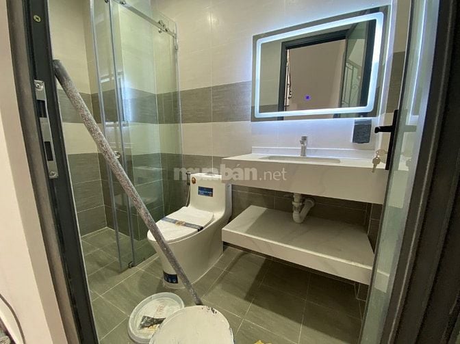 Cho thuê nhà phố An Dương Vương 4PN, 2WC, giá 13tr/tháng, ở liền.