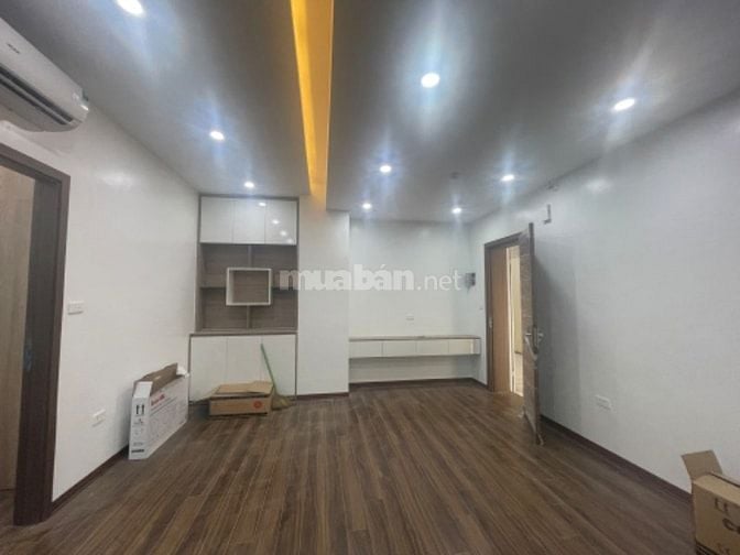 CC bán ChCC tầng trung lô góc 61m2 2pn 1vs full đồ phố Trần Quý Kiên