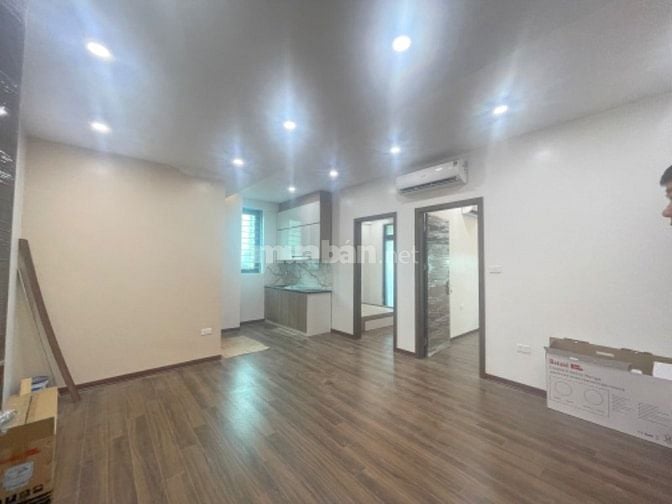 CC bán ChCC tầng trung lô góc 61m2 2pn 1vs full đồ phố Trần Quý Kiên