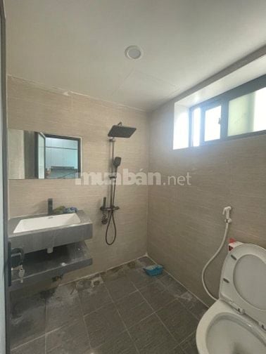 CC bán ChCC tầng trung lô góc 61m2 2pn 1vs full đồ phố Trần Quý Kiên