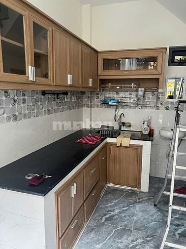 Cho thuê nhà hẻm 3m Tô Hiến Thành, P.15, Q.10 giá 12tr 