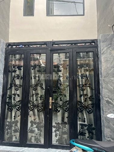 Cho thuê nhà hẻm 3m Tô Hiến Thành, P.15, Q.10 giá 12tr 