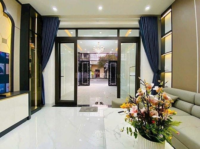 Nhà nguyễn công trứ  trung tâm đà nẵng 3 phút ra biển, 3p ra cầu 128m2