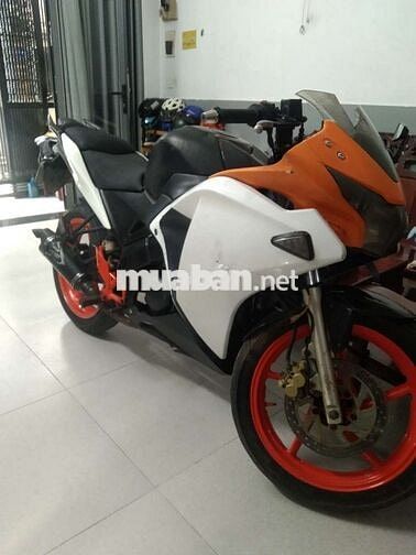 Mô tô CBR 125 bstp
