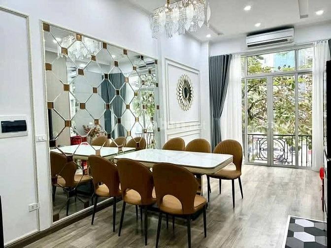 Nhà Đẹp Thang Máy Võ Thị Sáu, Hai Bà Trưng 40m, 7 tầng, mt 4m, 17.8 tỷ