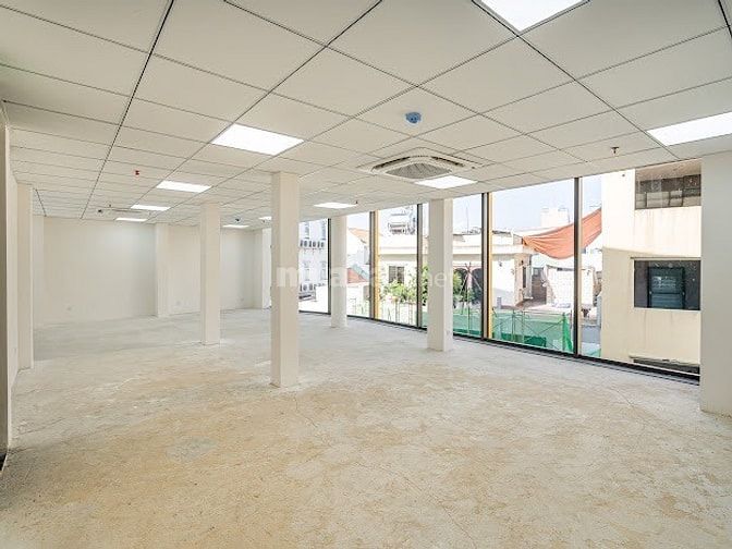 Bán toà nhà Vp Đào Duy Anh, P.9, Q. PN. 7 tầng. DT 11x12m, Giá 39tỷ