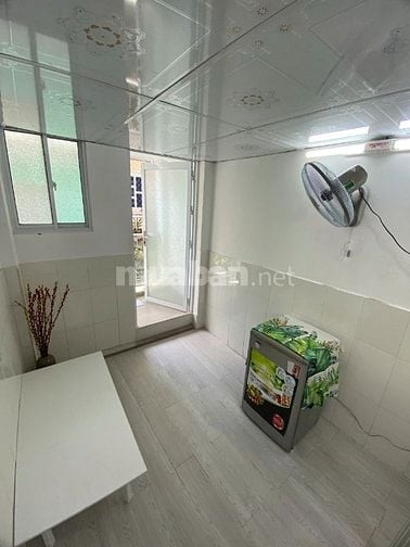 Cần bán nhà gấp đường TTT quận 4