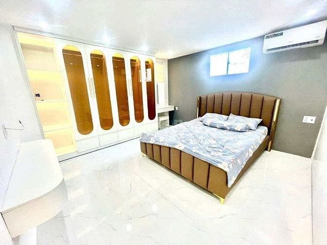 🔥 SIÊU PHẨM LÔ GÓC 2 MẶT TIỀN - KINH DOANH ĐA NGÀNH - GIÁP QUẬN 7 🔥