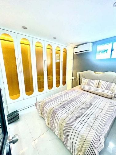 🔥 SIÊU PHẨM LÔ GÓC 2 MẶT TIỀN - KINH DOANH ĐA NGÀNH - GIÁP QUẬN 7 🔥