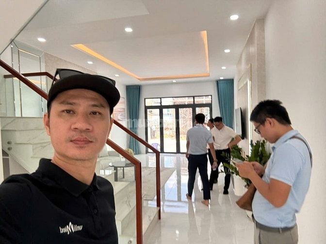 BÁN NHÀ MẶT TIỀN ĐƯỜNG HÙNG VƯƠNG, GIÁ CHỈ 2,34 TỶ SỔ HỒNG RIÊNG!