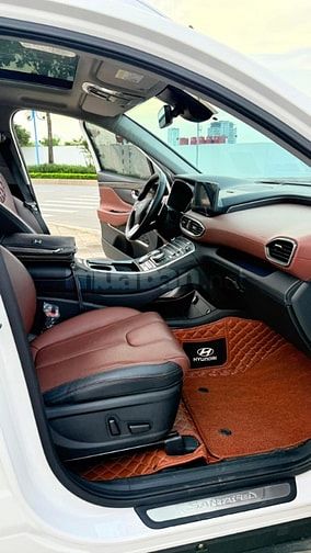 Bán Hyundai Santafe 2.2D dầu cao cấp, sản xuất 2022, chạy hơn 1 vạn km
