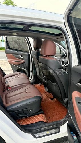 Bán Hyundai Santafe 2.2D dầu cao cấp, sản xuất 2022, chạy hơn 1 vạn km