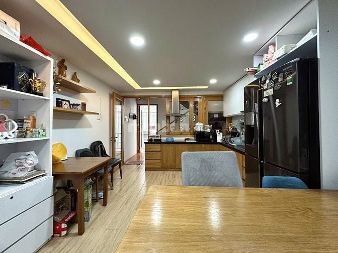 Nhà HXH 302 Hai Bà Trưng, P.Tân Định, Q.1.Dt 4 x17, 5 tầng.Giá 25 tỷ