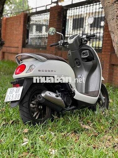 Cần bán xe scoopy xe nhập như hình