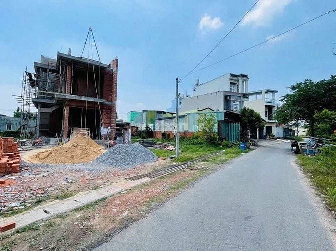 Em bán nhanh lô đất mặt tiền chợ Giồng Cát 189m2 gần full thổ cư 