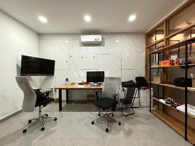 Nhà HXH 302 Hai Bà Trưng, P.Tân Định, Q.1.Dt 4 x17, 5 tầng.Giá 25 tỷ