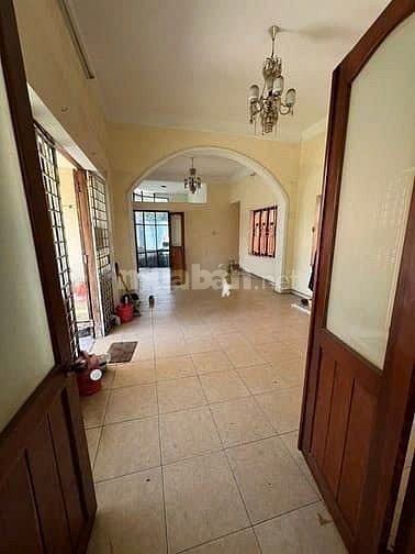Cho thuê nguyên căn toà nhà 135 Nguyễn Văn Đậu