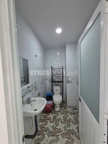 Mặt tiền kinh doanh Phạm Thế Hiển 2 lầu mới 100%