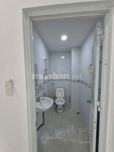 Mặt tiền kinh doanh Phạm Thế Hiển 2 lầu mới 100%