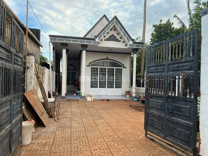 Bán Đất gần UBND Xã Hòa Long (sau này là P. Tam Long chỉ 2 phút xe máy