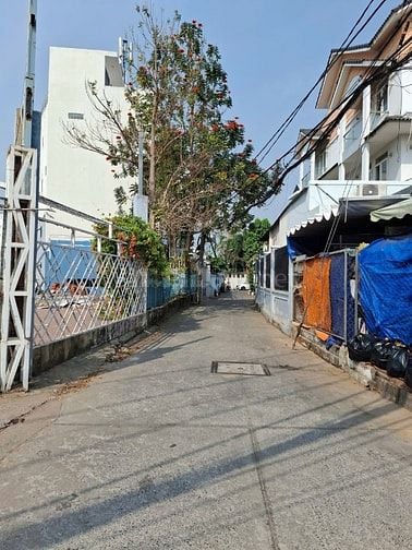 Bán nhà mặt tiền đường 32 Thạnh Mỹ Lợi Quận 2 giá 9 tỷ
