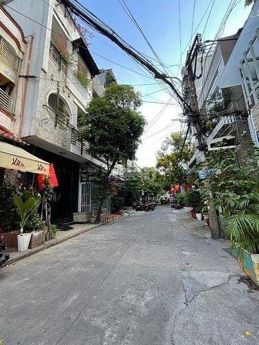 4.2*15 x 2 TẦNG KHU VIP ĐỒNG ĐEN PHẠM PHÚ THỨ