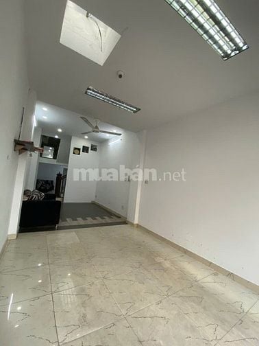 Bán nhà mặt tiền 90 Dã Tượng, P.10, Quận 8, Diện tích 55,4m2, sổ hồng