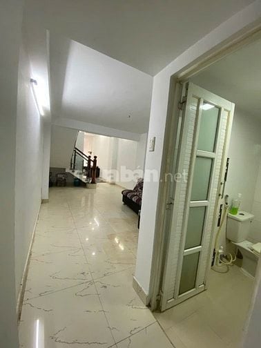 Bán nhà mặt tiền 90 Dã Tượng, P.10, Quận 8, Diện tích 55,4m2, sổ hồng
