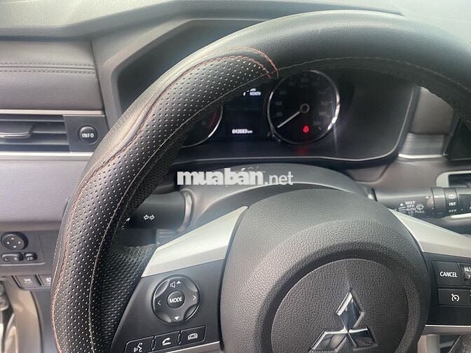 Mitsubishi Xpander 2023 AT Premium - 43000 km