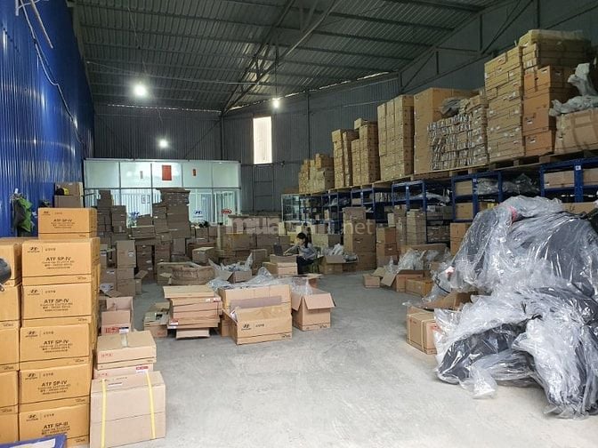 Cần tuyển 5 bạn phụ kho đóng gói