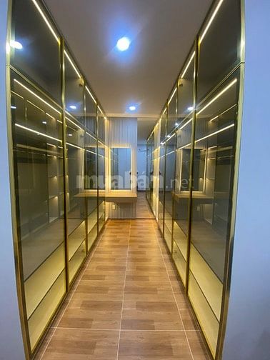 Chính chủ bán nhà mặt tiền Đường số 4, p10, Tân Bình, vị trí siêu đẹp!