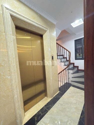Bán nhà 6 tầng mới thang máy ngõ 68 Cầu Giấy Hà Nội, ôtô đỗ cửa