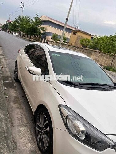 Kia K3 2015 1.6 AT - 180000 km