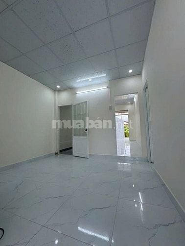 Nhà cấp 4, 6x27, SHR, thổ cư đầy đủ, Giá 680tr Trảng Bảng, Tây Ninh.