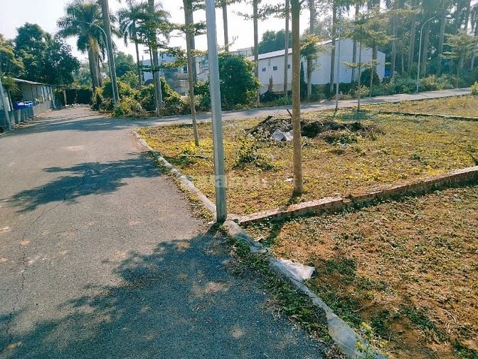 chính chủ cần bán mảnh đất phân lô tại ngõ 18 khoang mái - đồng trúc