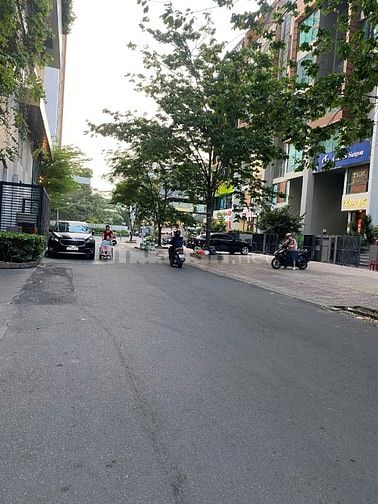Khuôn mặt tiền Huy Hoàng phường Thạnh Mỹ Lợi quận 2 (8x20m) - 36.5 tỷ