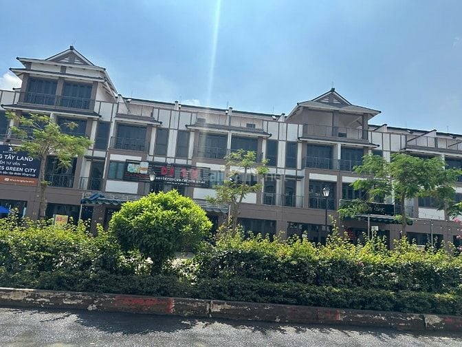 Bán 11 lô đất F0 - liền kề 2 đại dự án - Vinhomes Green City - nhà phố