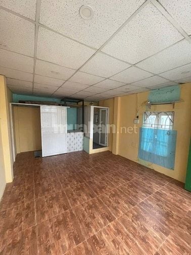 2ty660 nhà 4x6 trệt + lầu 1pn , tiện cải tạo giá tốt SHR