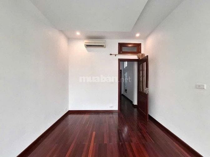 HIẾM ! NHÀ MỚI NGỌC THUỴ, ÔTÔ VÀO NHÀ, Ở, KINH DOANH, GIỮ TIỀN TỐT