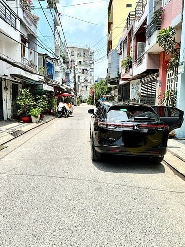 Bán nhà hẻm xe hơi đường Phú Định; 4x11m; 1 lầu; sổ hồng, 4,89 tỷ