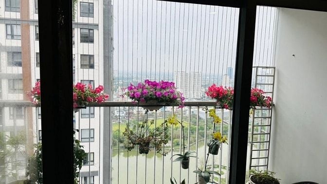 Cần bán CHCC N01T3 ngoại giao đoàn. SĐ 127m2:3PN, 2VS, BC Nam, cửa bắc