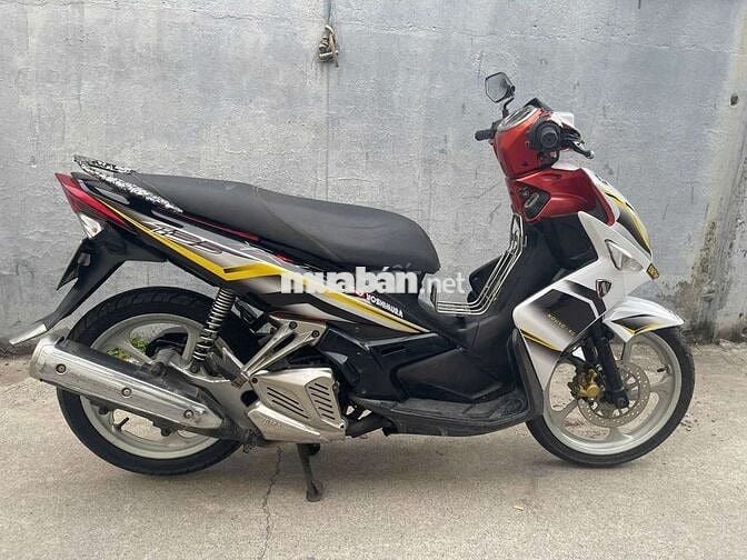 Cần bán novo4 máy móc êm xe khá đẹp