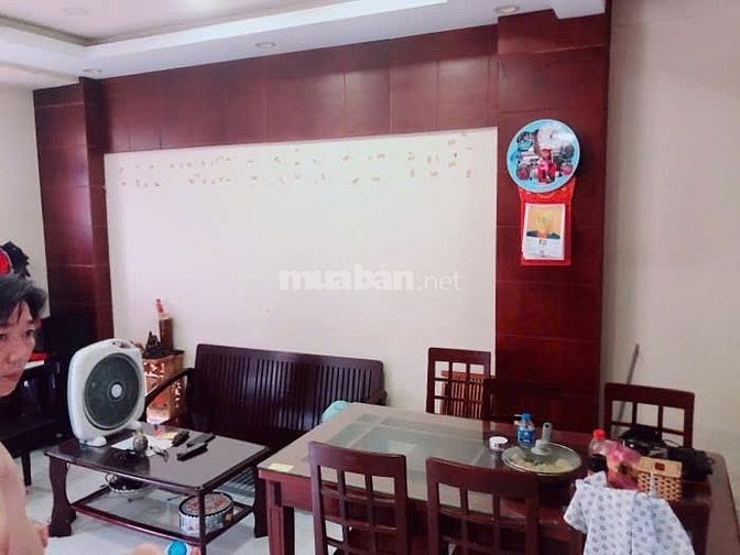 Nhà 2 mặt tiền, DT 5,1x10m, Gần Công An Tân Hưng.