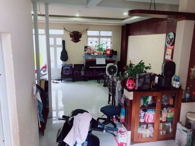 Nhà 2 mặt tiền, DT 5,1x10m, Gần Công An Tân Hưng.