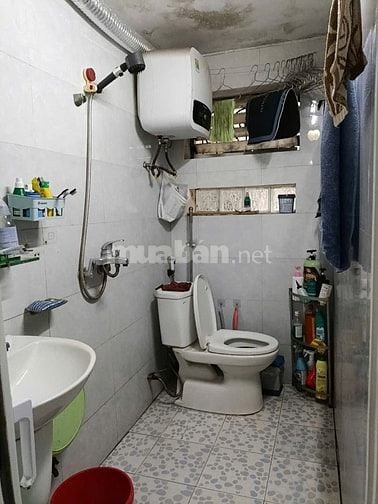Cho thuê nhà khu tập thể Thành Công giá 7 triệu