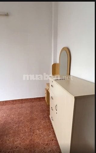 Cho thuê phòng lầu 2, 25m2 giá 3,2tr, Nguyên Hồng, Bình Thạnh