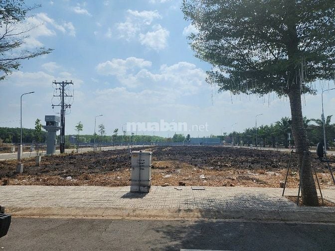 BÁN LÔ ĐẤT ĐẸP 70m2/ 2 tỷ 890 khu nhà ở Tân Lập- Bình Dương sổ hồng 